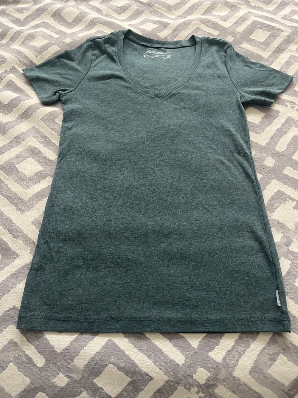 Eddie Bauer V-Neck Women’s Tee in Hunter Green